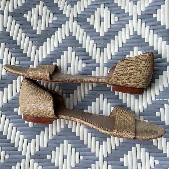 Tory Burch Savannah Flat Sandals in Trench Tan - Picture 3 of 6